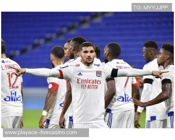 里昂足球队的辉煌历程与未来展望:从历史传奇到现代竞技的蜕变之路 里昂足球队的辉煌历程与未来展望:从历史传奇到现代竞技的蜕变之路