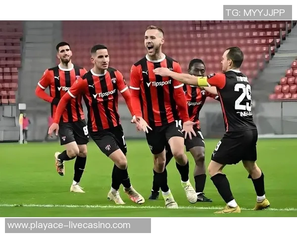 赫根与天狼星的精彩对决揭示足球战术与团队精神的完美结合